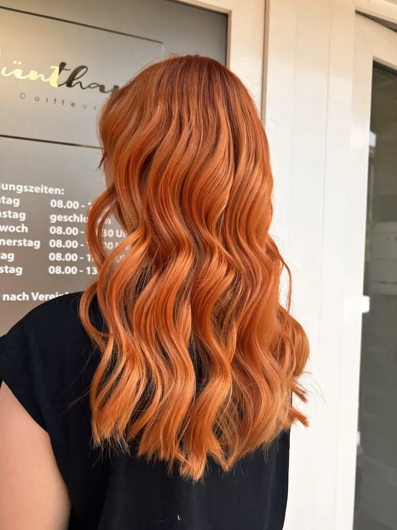 Kupferorange wellig lang