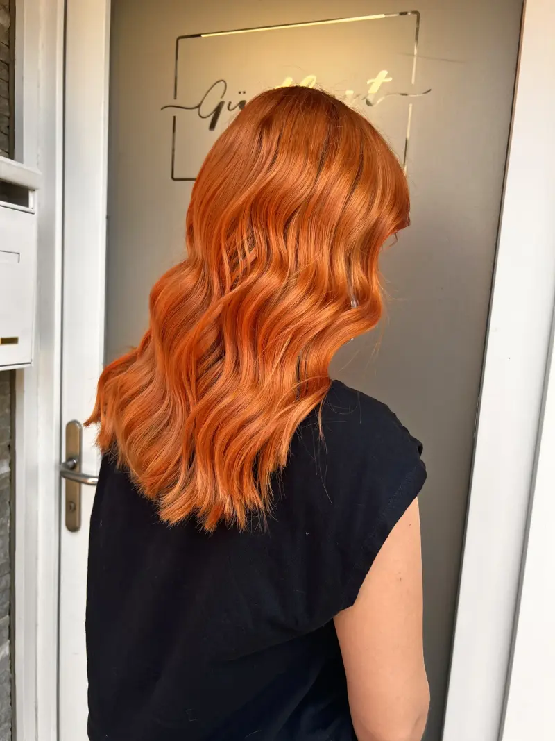 Kupferorange wellig lang