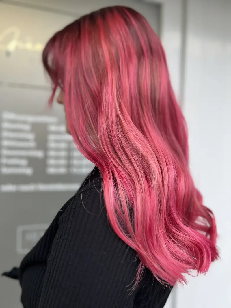 Kräftiges Pink wellig lang